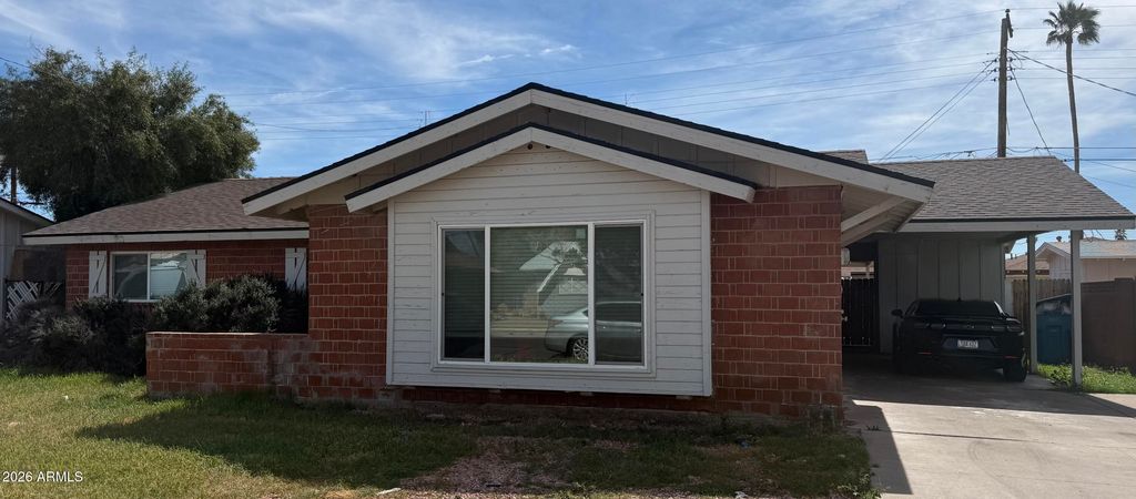 3725 W KEIM Drive, Phoenix, AZ 85019