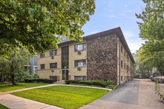 109 S Elmwood Avenue 2, Oak Park, IL 60302
