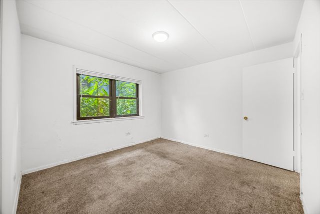 109 S Elmwood Avenue 2, Oak Park, IL 60302
