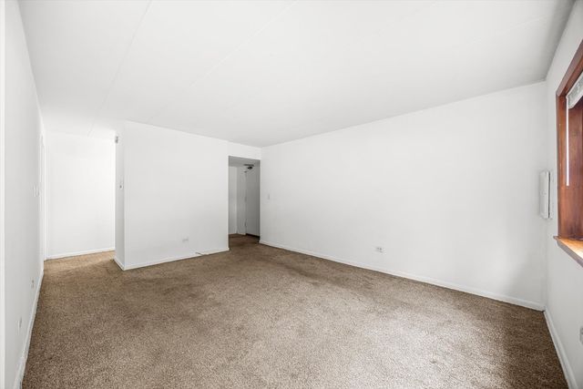 109 S Elmwood Avenue 2, Oak Park, IL 60302