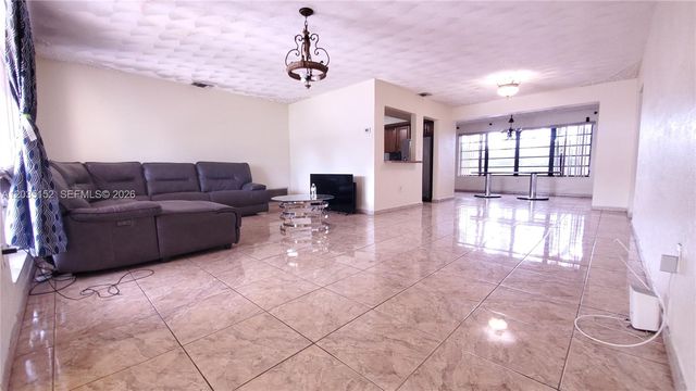 7607 Dilido Boulevard, Miramar, FL 33023