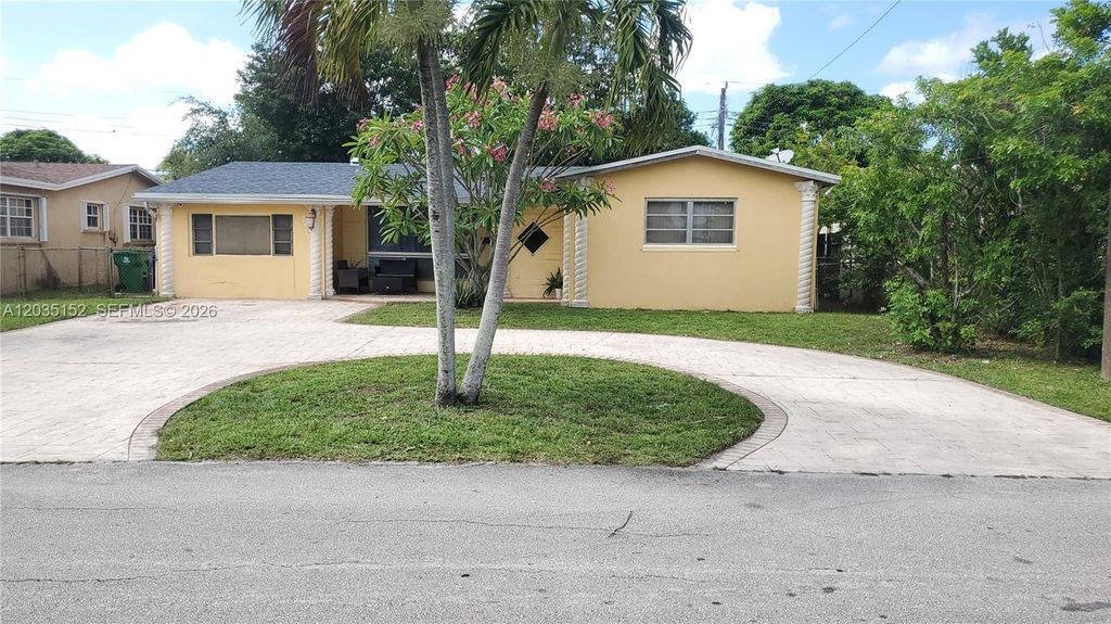 7607 Dilido Boulevard, Miramar, FL 33023