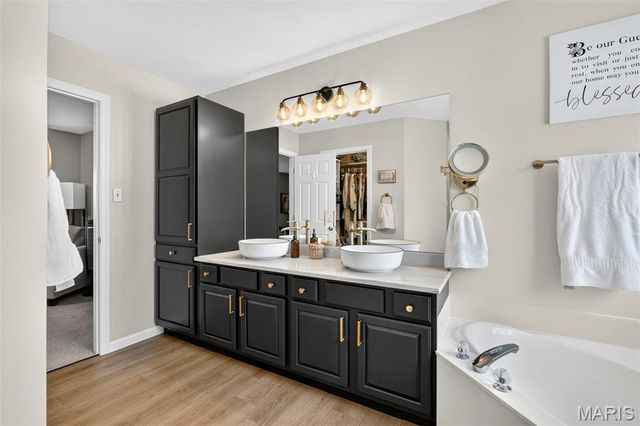 938 Saint Joachim Drive, O'fallon, MO 63366