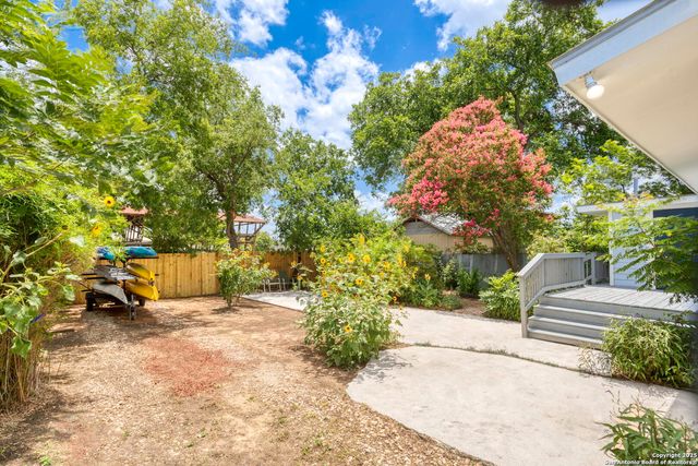 110 Vitra, San Antonio, TX 78210