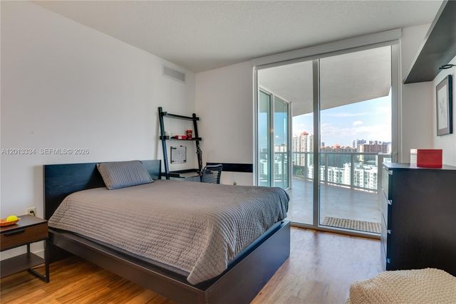 150 Sunny Isles Blvd 1-1603, Sunny Isles Beach, FL 33160