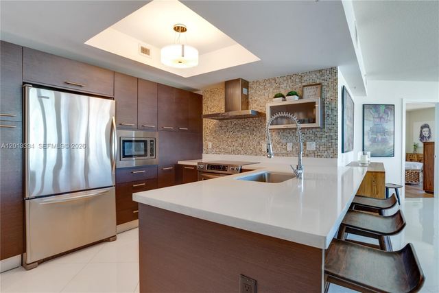 150 Sunny Isles Blvd 1-1603, Sunny Isles Beach, FL 33160