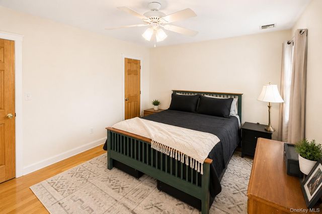 649 W Park Avenue, Long Beach, NY 11561
