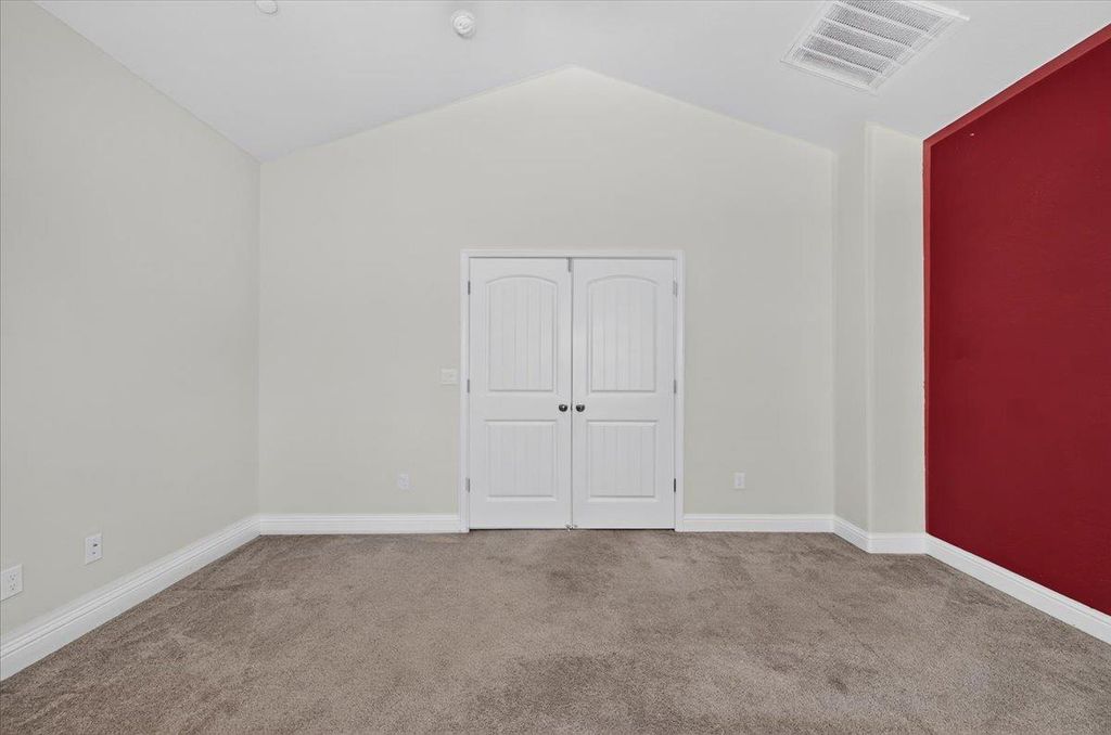 Image 42 of property listing at 2148 La Canada, Clovis, CA 93619