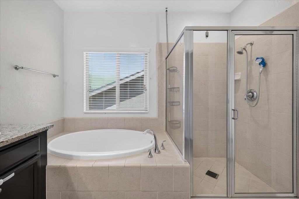 Image 46 of property listing at 2148 La Canada, Clovis, CA 93619