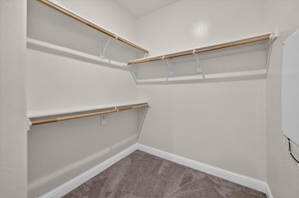 Image 47 of property listing at 2148 La Canada, Clovis, CA 93619