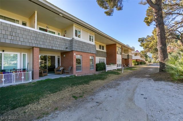 668 Oakmont Avenue 1715, Las Vegas, NV 89109