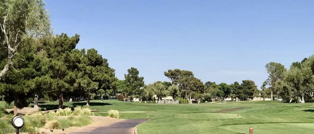 668 Oakmont Avenue 1715, Las Vegas, NV 89109