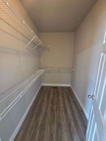 3606 Geneva Dr, Murfreesboro, TN 37128