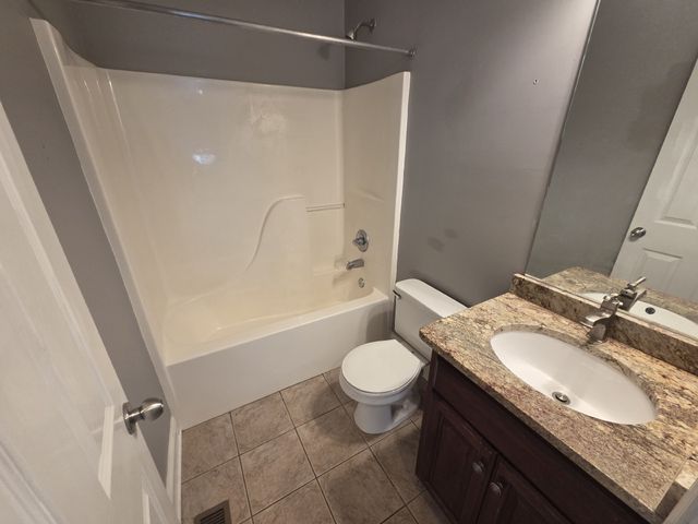 3606 Geneva Dr, Murfreesboro, TN 37128