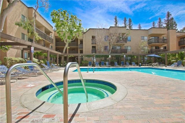 22100 Burbank Boulevard 259G, Woodland Hills, CA 91367