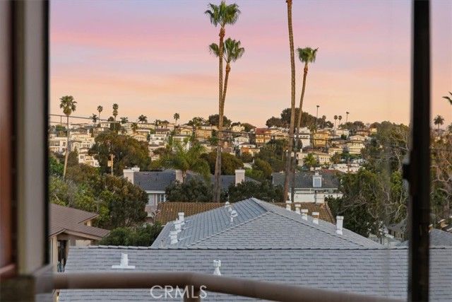 512 Esplanade 303, Redondo Beach, CA 90277