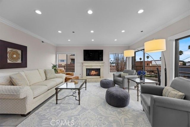 512 Esplanade 303, Redondo Beach, CA 90277