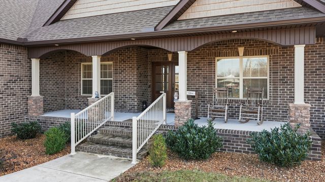 667 Pete Sain Rd, Manchester, TN 37355