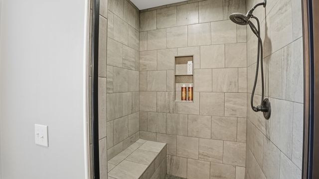 667 Pete Sain Rd, Manchester, TN 37355