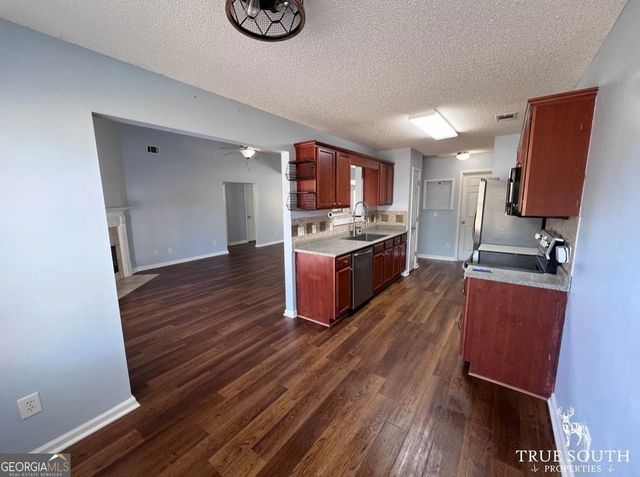 321 Saranac Way, Guyton, GA 31312