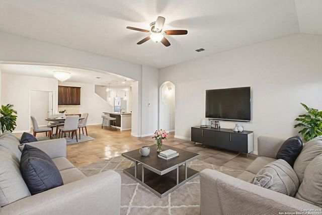 6215 Campfire, Converse, TX 78109