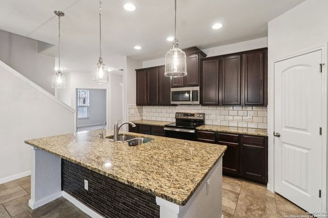 6215 Campfire, Converse, TX 78109