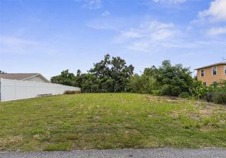 216 PAVONIA ROAD, Nokomis, FL 34275