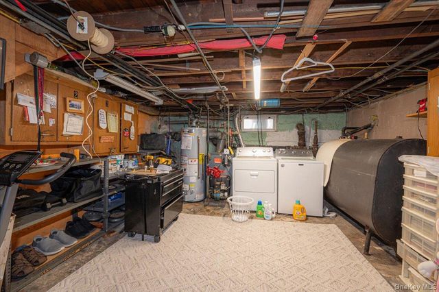 19815 33rd Avenue, Flushing, NY 11358