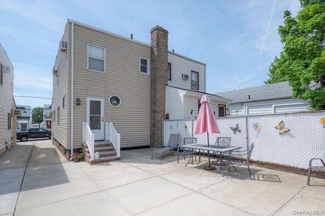 19815 33rd Avenue, Flushing, NY 11358