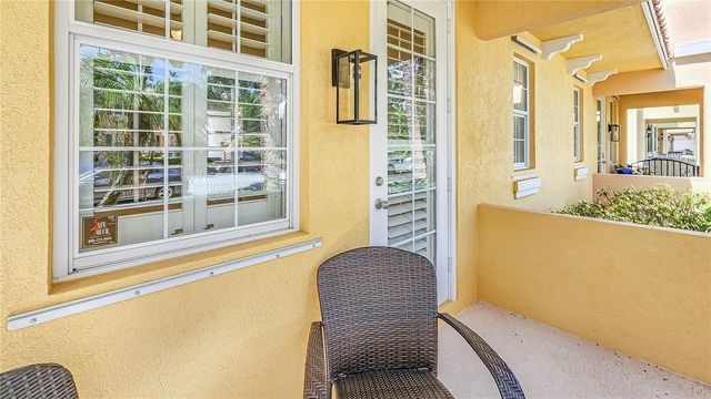 8523 LEATHERLEAF LANE, Orlando, FL 32827