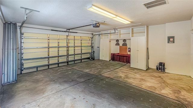 8523 LEATHERLEAF LANE, Orlando, FL 32827