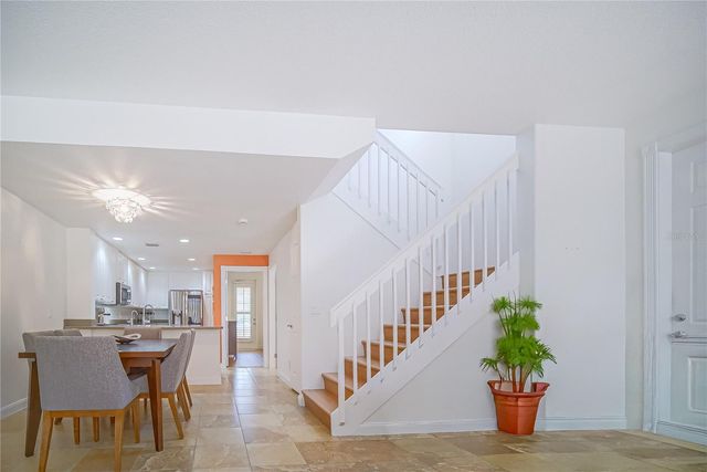 8523 LEATHERLEAF LANE, Orlando, FL 32827