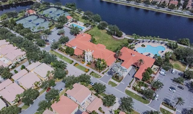 8523 LEATHERLEAF LANE, Orlando, FL 32827