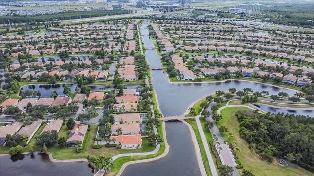 8523 LEATHERLEAF LANE, Orlando, FL 32827