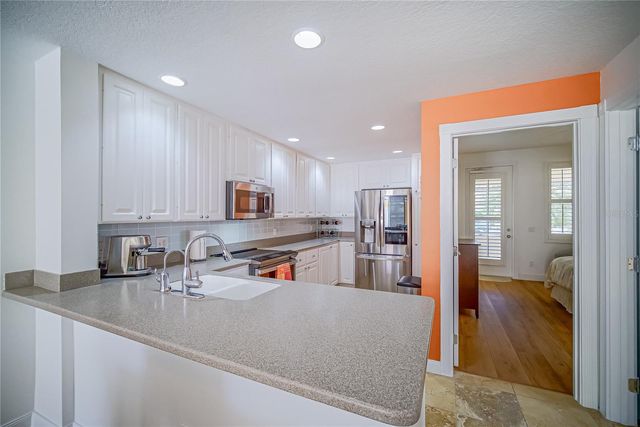 8523 LEATHERLEAF LANE, Orlando, FL 32827
