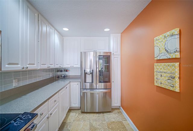 8523 LEATHERLEAF LANE, Orlando, FL 32827