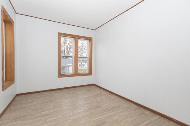 318 S MILL STREET, Hortonville, WI 54944