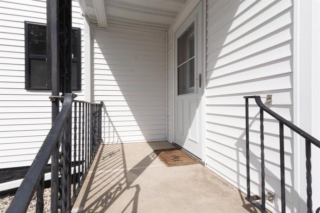 318 S MILL STREET, Hortonville, WI 54944