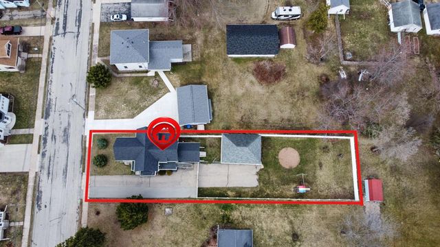318 S MILL STREET, Hortonville, WI 54944