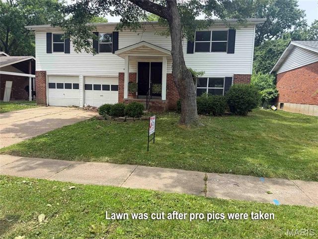 2337 Millvalley Drive, Florissant, MO 63031