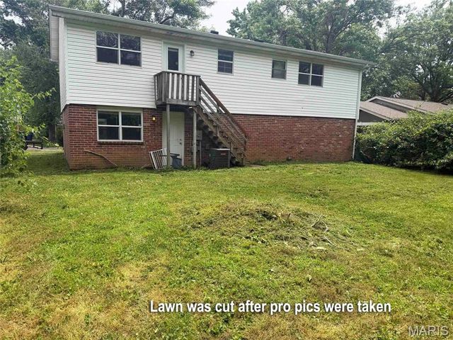 2337 Millvalley Drive, Florissant, MO 63031