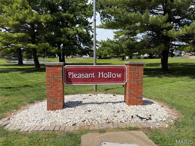 2337 Millvalley Drive, Florissant, MO 63031