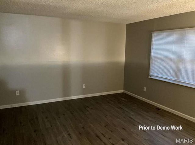 2337 Millvalley Drive, Florissant, MO 63031