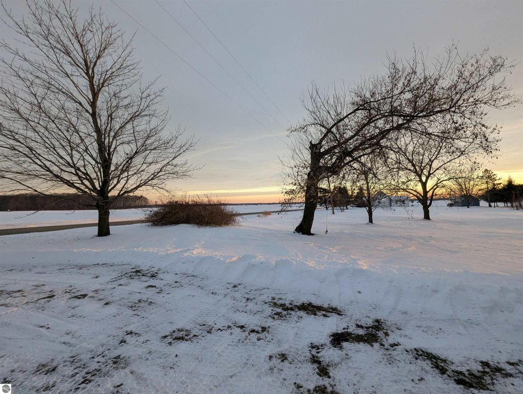 Image 4 of property listing at N/A Reed Road, Sterling, MI 48659