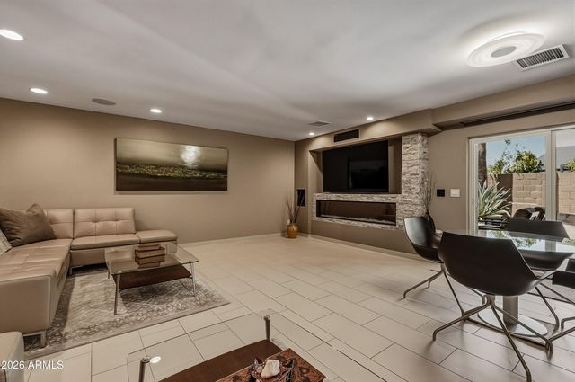 5938 E LARKSPUR Drive, Scottsdale, AZ 85254