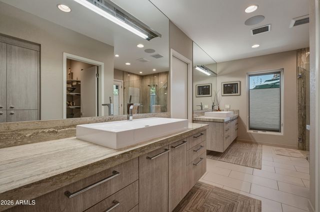 5938 E LARKSPUR Drive, Scottsdale, AZ 85254