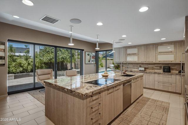 5938 E LARKSPUR Drive, Scottsdale, AZ 85254