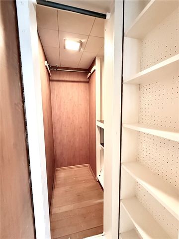 2116 W Pike St, Chartiers, PA 15342