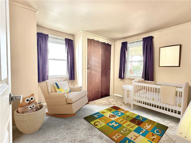 2116 W Pike St, Chartiers, PA 15342