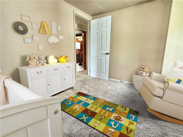 2116 W Pike St, Chartiers, PA 15342